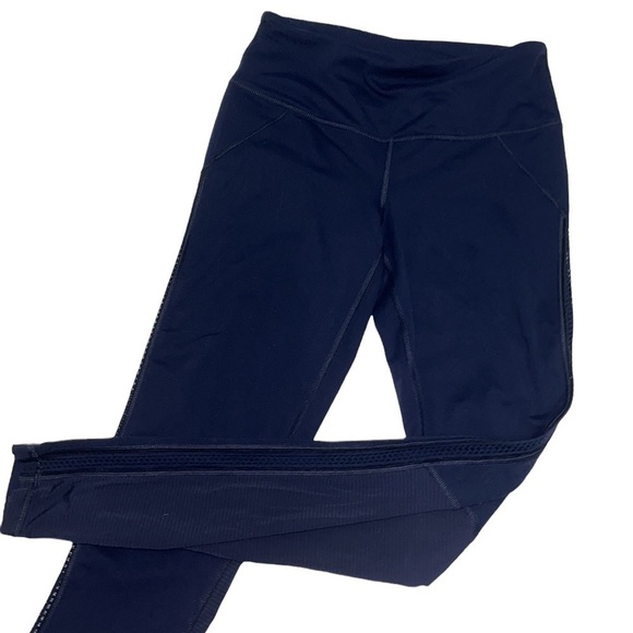 Victoria Secret Leggings with mesh side panel - Picture 1 of 8